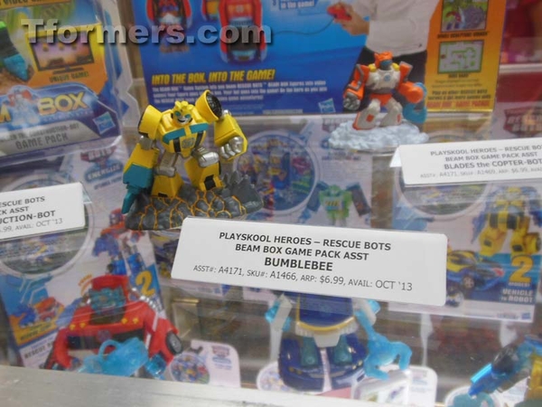 Transformers Sdcc 2013 Preview Night  (78 of 306)